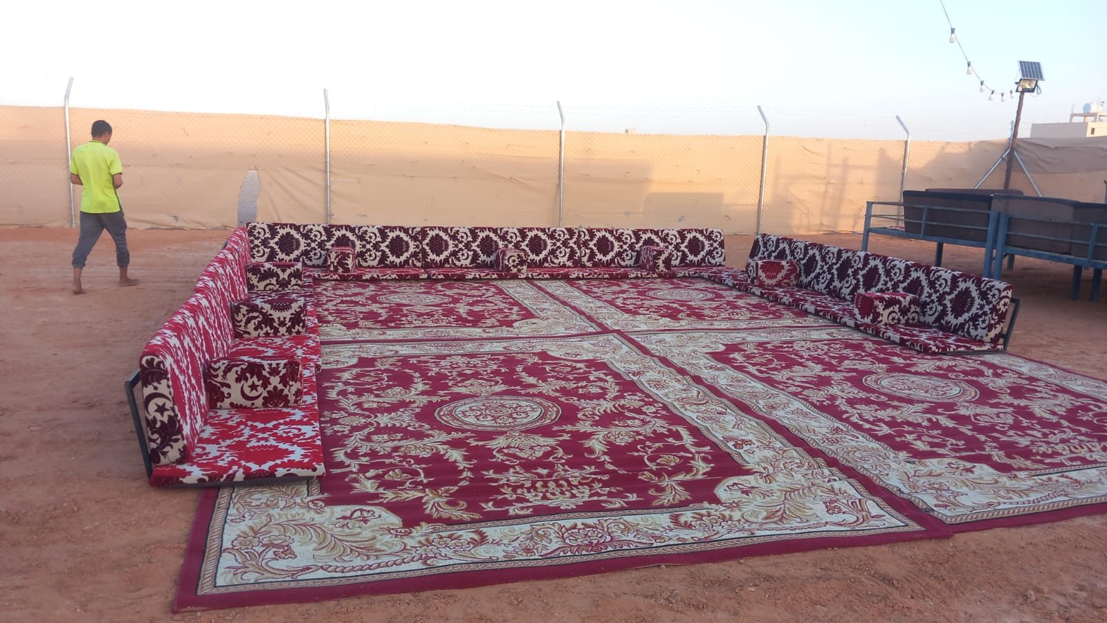 تأجير جلسات مرتفعة